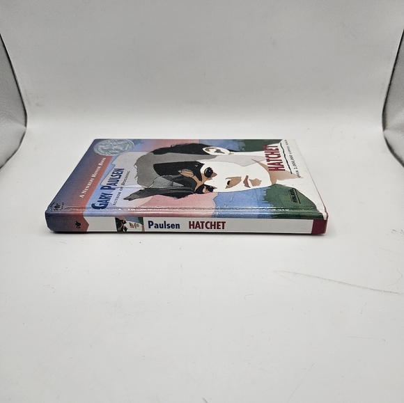 Hatchet by Gary Paulsen - Picture 3 of 3